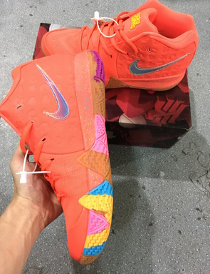 Kyrie 4 Lucky Charms-071