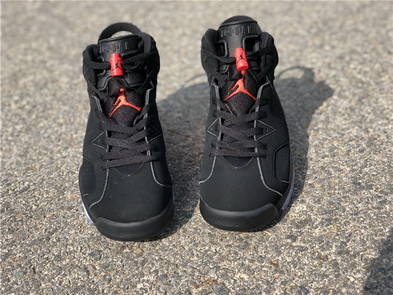 A J 6 “Black Infrared”