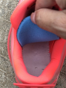 Air Jordan 4 NRG “Hot Punch“