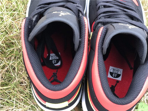 Air Jordan 1 Mid Volt Hot Punch-027