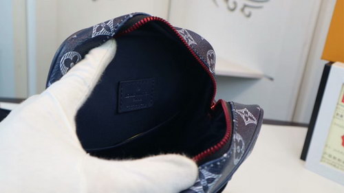 LV Handbags AAA(Men)-043