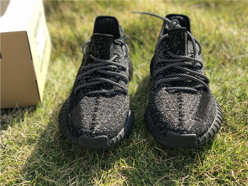 ad*s Y**zy 350 v2 boost static reflevtive black