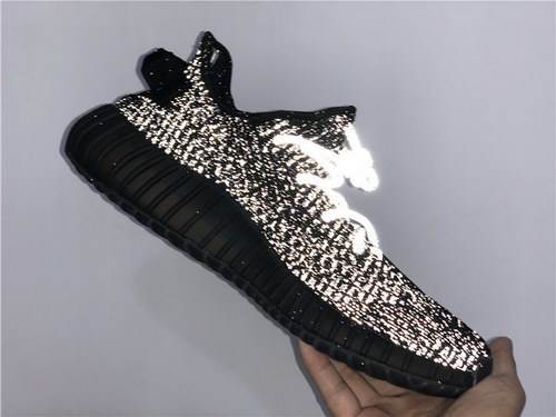 ad*s Y**zy 350 v2 boost static reflevtive black