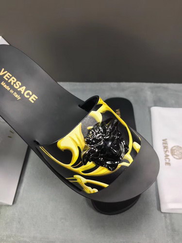 Versace Slippers(AAA)-048