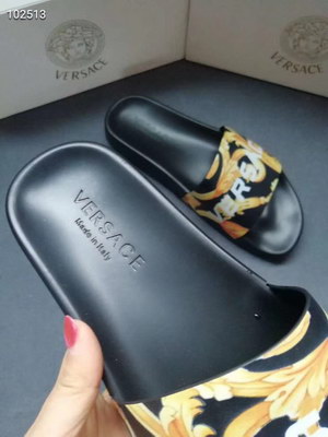 Versace Slippers Women(AAA)-020