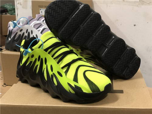 authentic ad*s Y**zy 451-005