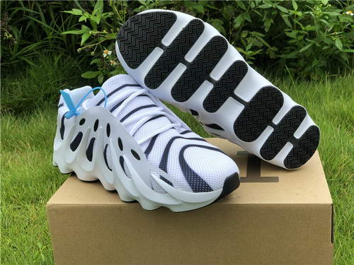 authentic ad*s Y**zy 451-001