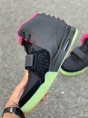 kanye west xnike air Y**zy ii nrg black