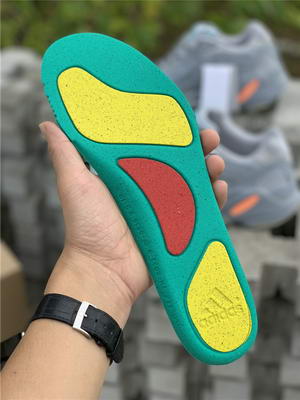 authentic ad*s Y**zy 700“inertia”