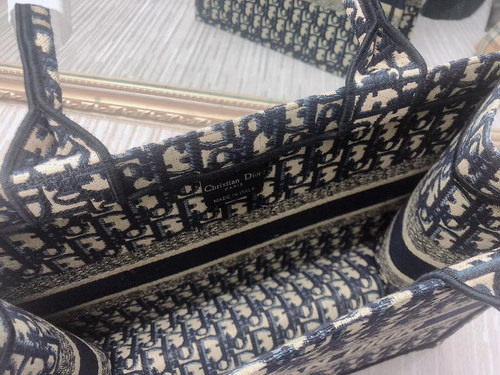 D*or handbags aaaa(women)-011