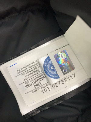 Can*a Go*e coat-01-130