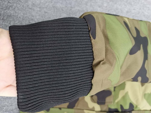 Can*a Go*e coat-01-128