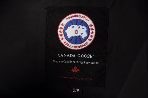 Can*a Go*e vest coat(women)-003