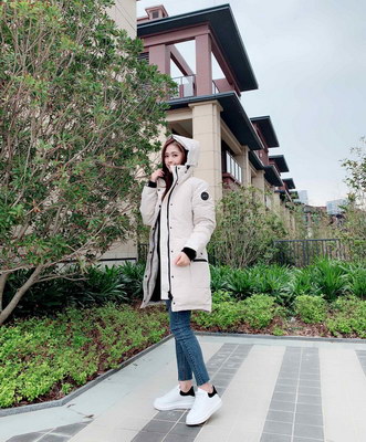 Can*a Go*e coat(women)-018