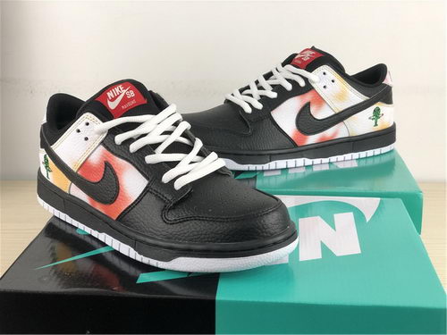 Nike SB Dunk Low Tie-Dye “Raygun”-002