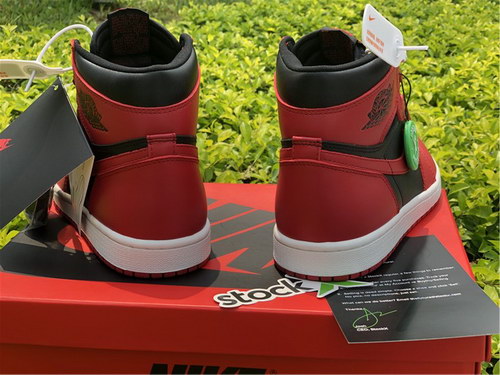 Air Jordan 1 Retro High OG-002