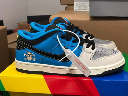 Instant Skateboard x Nike SB Dunk Low