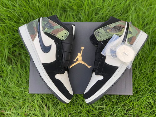 Air Jordan 1 MID Camo