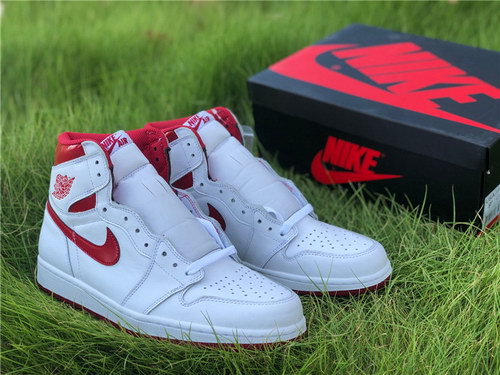 Air Jordan 1 OG “Metallic Red”