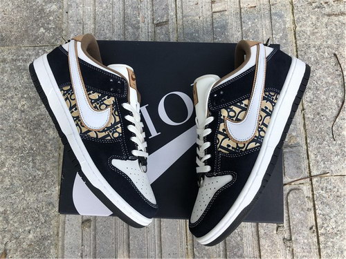 D*or x nike dunk low-002