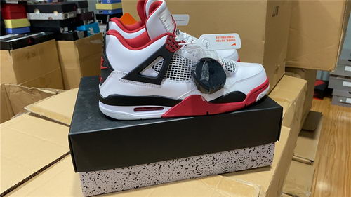 Air Jordan 4 “Fire Red”