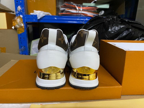 LV Shoes(AAA)-713