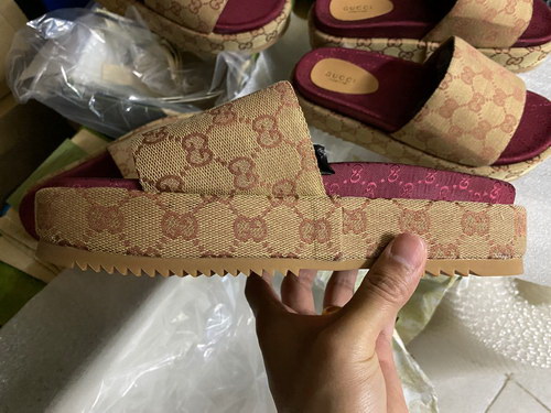 G*u*i slippers(aaa)-353