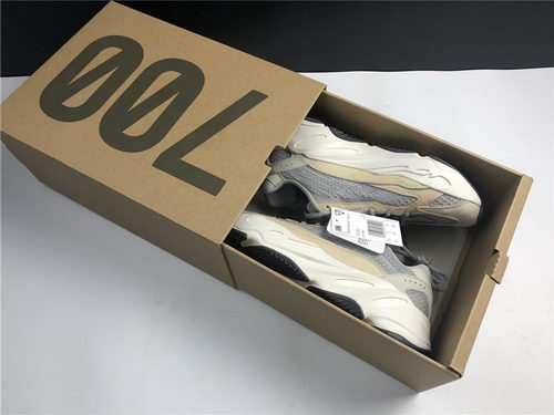 authentic ad*s Y**zy 700 boost cream