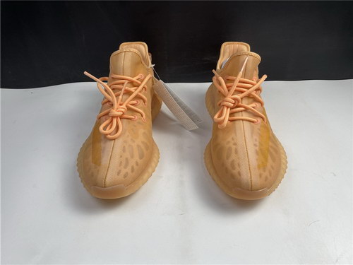 ad*s Y**zy boost 350 v2 mono clay