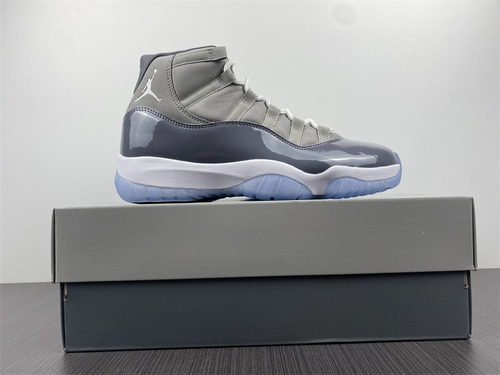 Air Jordan 11 Low“Cool Grey”