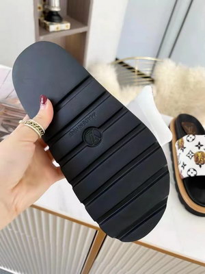 LV Slippers Women(AAA)-012