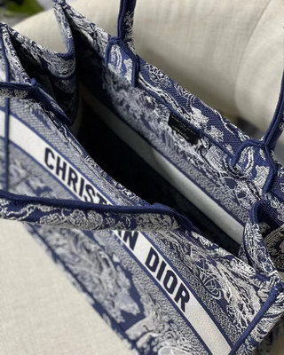 D*or handbags aaaa(women)-081