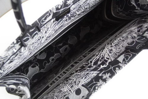 D*or handbags aaaa(women)-070