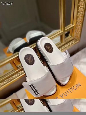 LV Slippers(AAA)-064