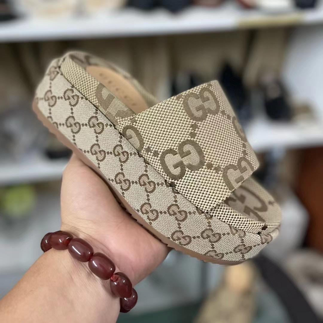 G*u*i slippers women(aaa)-149