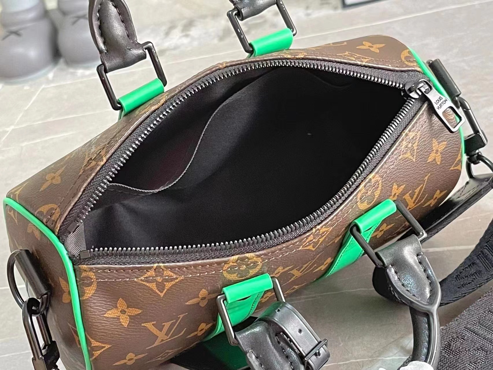 LV Handbags AAAA(Women)-140