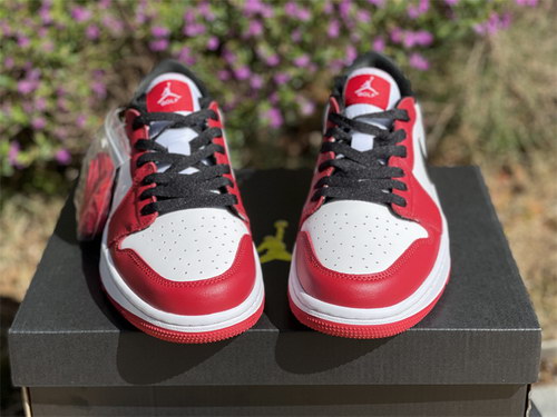 Air Jordan 1 Low Golf “Chicago”