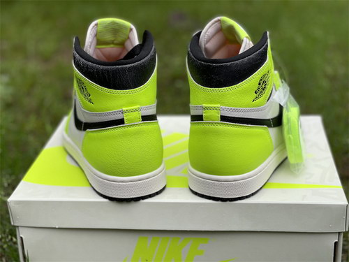 Air Jordan 1 High OG “Volt”