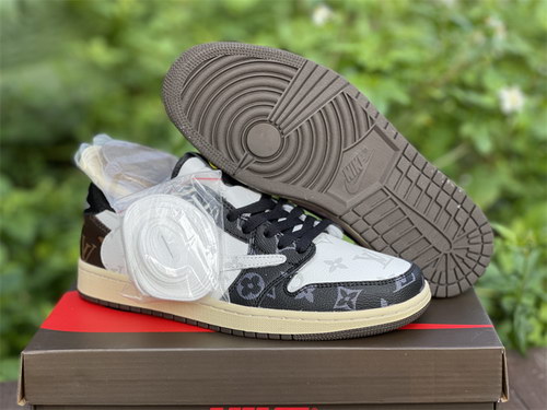 Air Jordan 1 Low-024