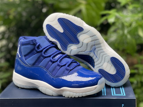 Air Jordan 11 Retro “Midnight Navy”