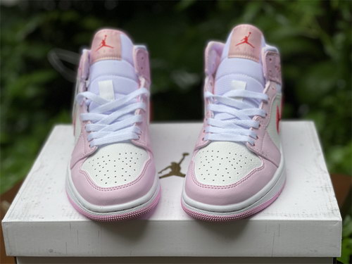 Air Jordan 1 Mid-065