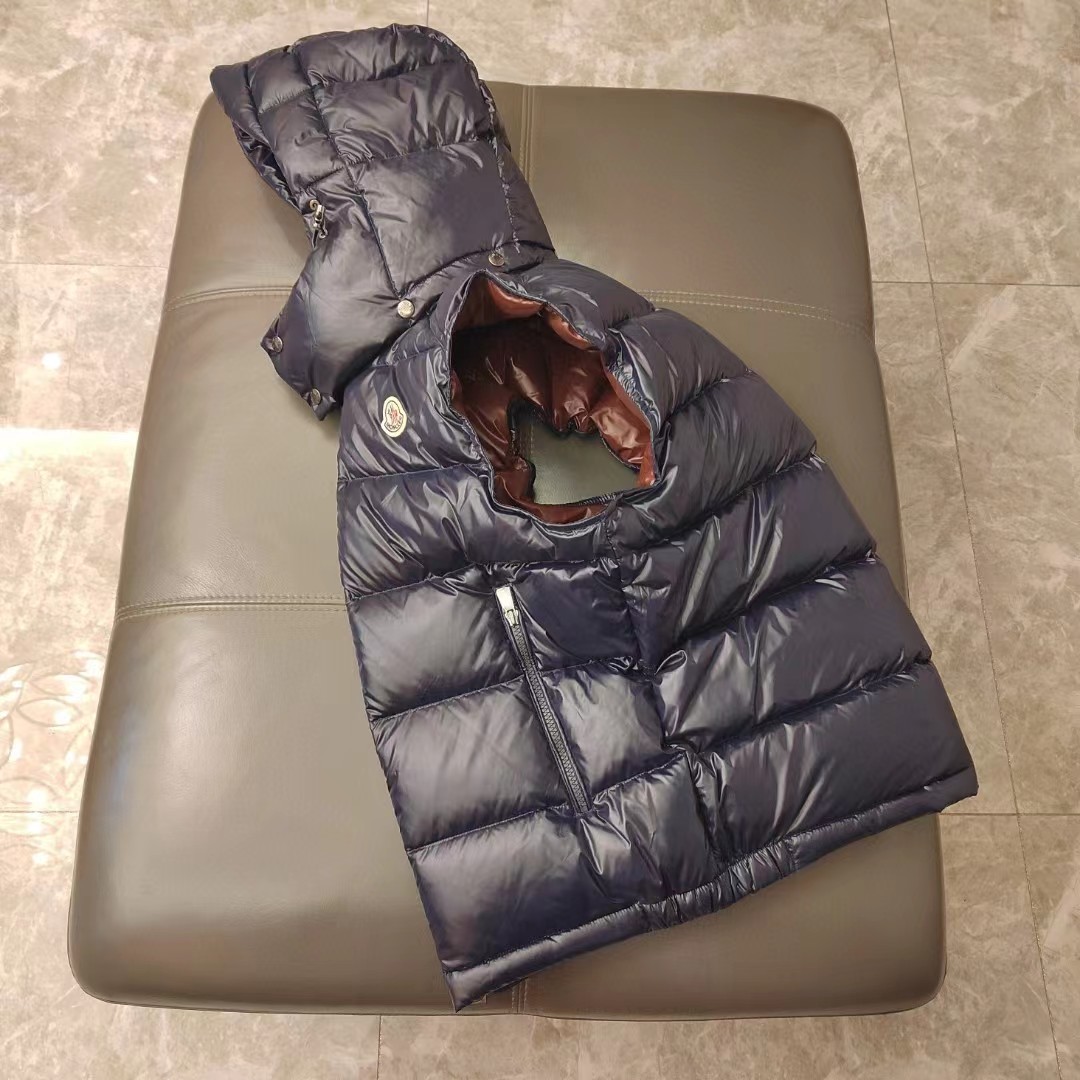Moncler Vest Coat-014