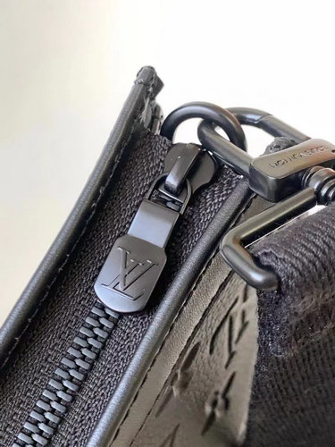 LV Handbags AAA(Men)-075