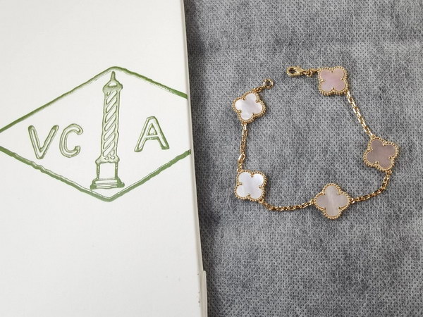 V*n Cl**f & Ar**ls bracelet(19cm)-005