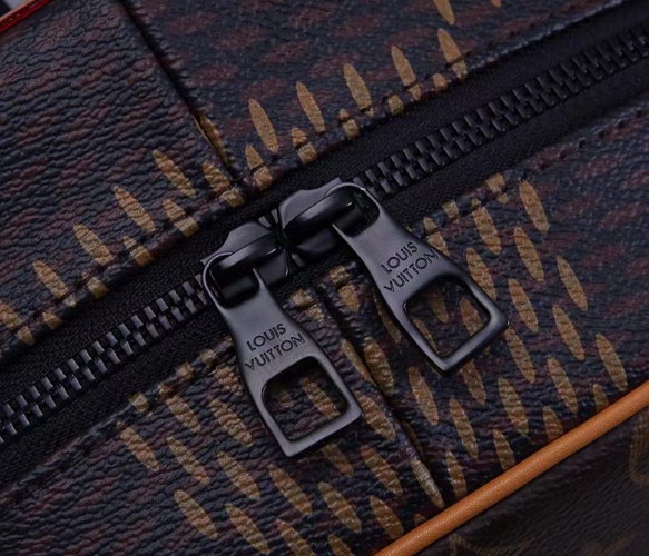 LV Backpack(AAAA)-070