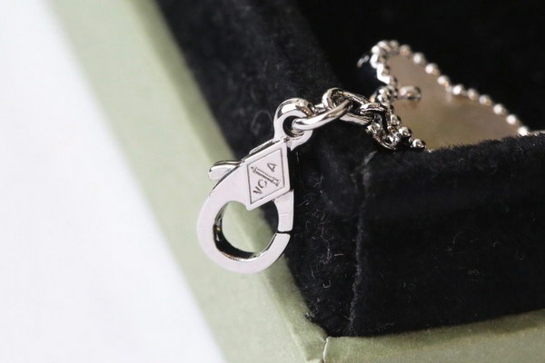 V*n Cl**f & Ar**ls bracelet(19cm)-008