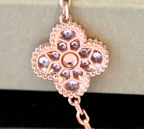 V*n Cl**f & Ar**ls bracelet(19cm)-010