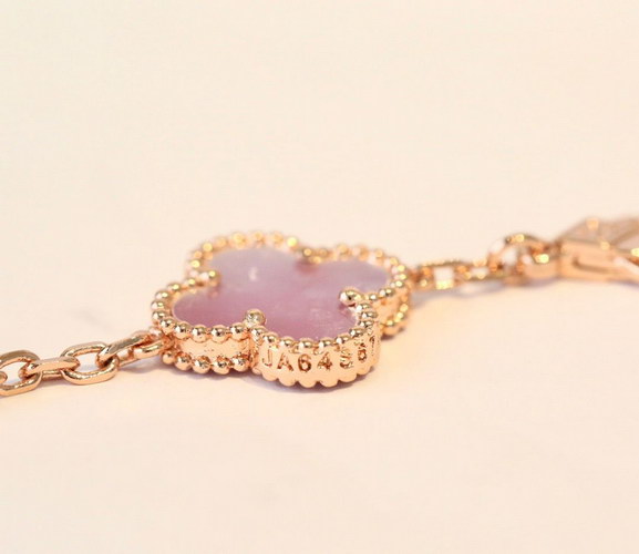 V*n Cl**f & Ar**ls bracelet(19cm)-010