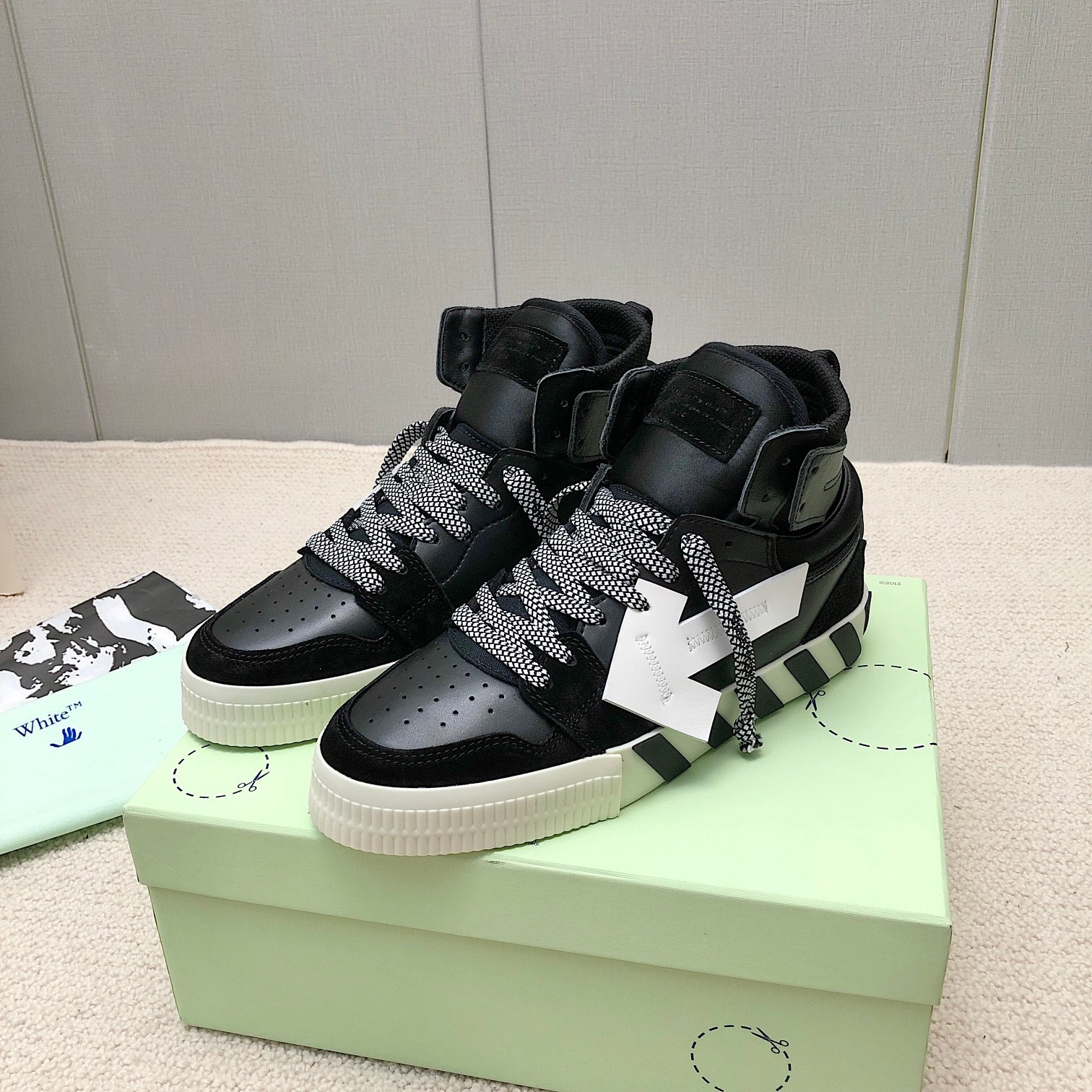 Off White Shoes(AAA)-047