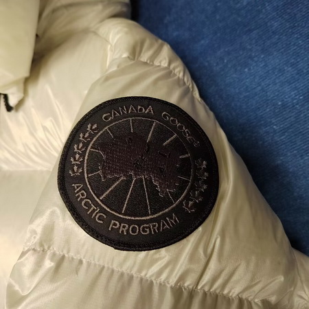 Can*a Go*e coat (2252)-217